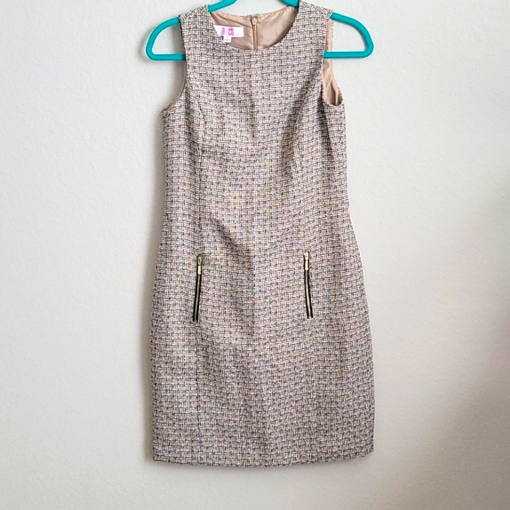 Size 4 professional dress with pockets